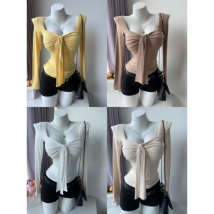 韩漫身材~带胸垫收腰方领低胸飘带修身长袖T恤女小众心机设计上衣