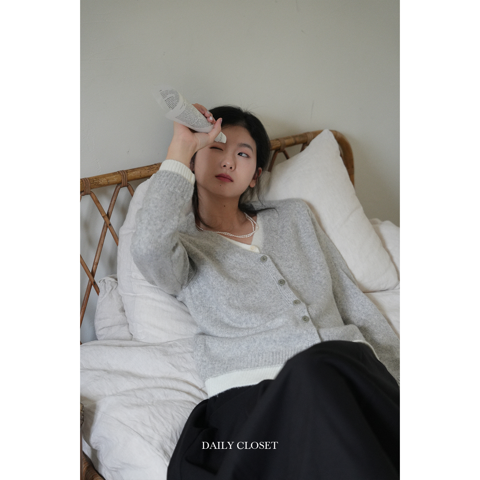 DAILYCLOSET 2025新款小V领假两件羊毛混纺灰色开衫毛衣