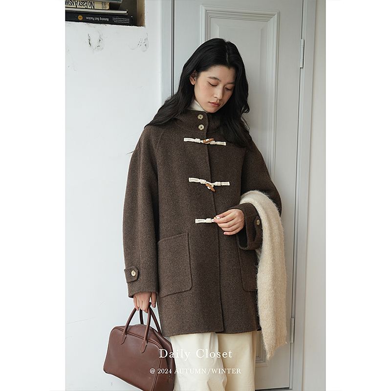 DAILY CLOSET 浓情可可棕小个子双面呢连帽牛角扣羊毛大衣百搭