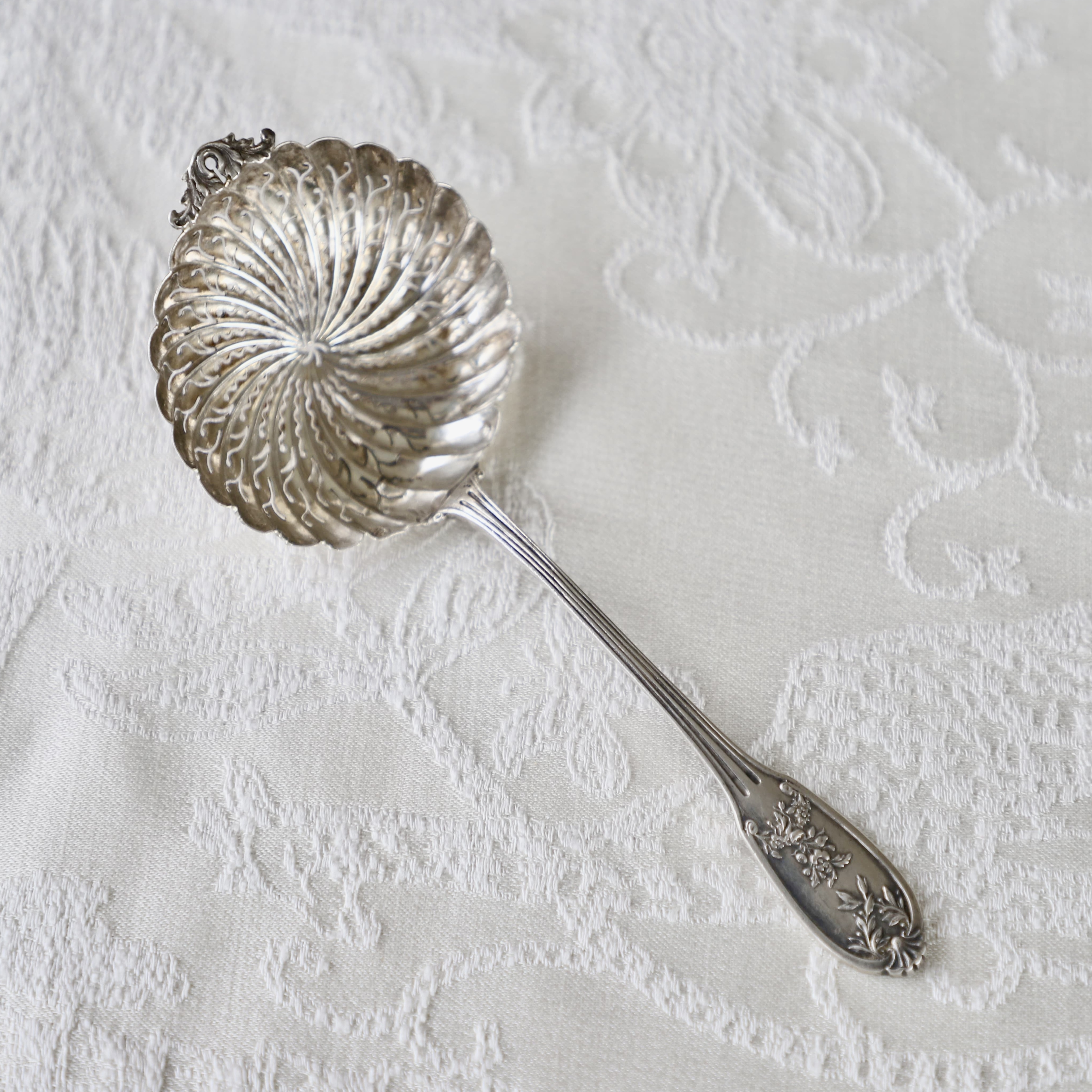 法国大银匠古董纯银长柄茶漏