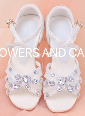 拉丁舞鞋女童儿童白色专业女孩软底夏季少儿新款舞蹈初学者跳舞鞋