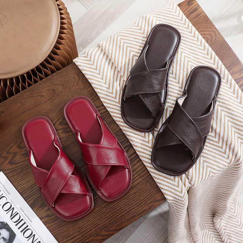 交叉高档轻奢牛皮凉拖鞋夏季男女居家室内防滑软底静音不臭脚真皮