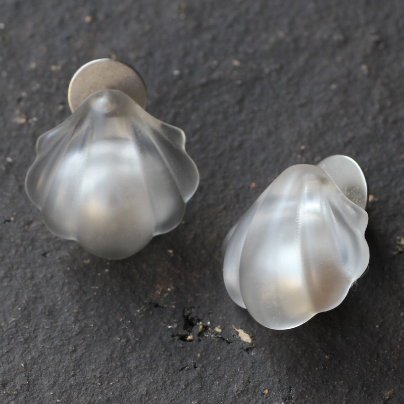 朗睦原创天然手工白水晶立体雕刻耳环小众独特气质女设计贝壳耳饰