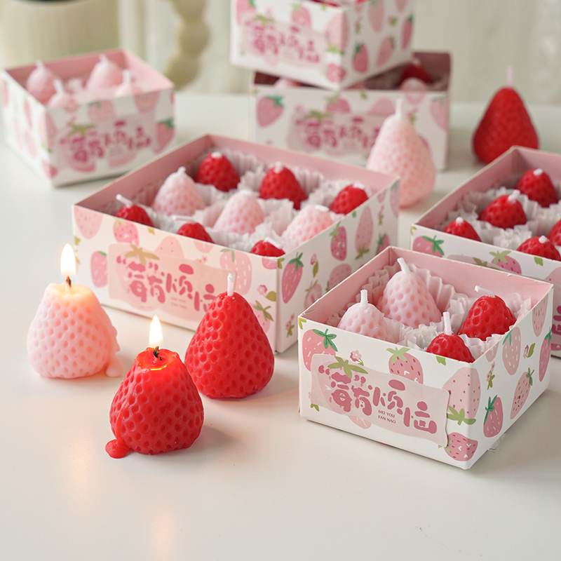 小草莓香薰蜡烛蛋糕装饰