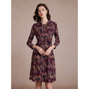 沐兰轻奢优雅腰果花连衣裙冬法式翻领修身A字裙中长款