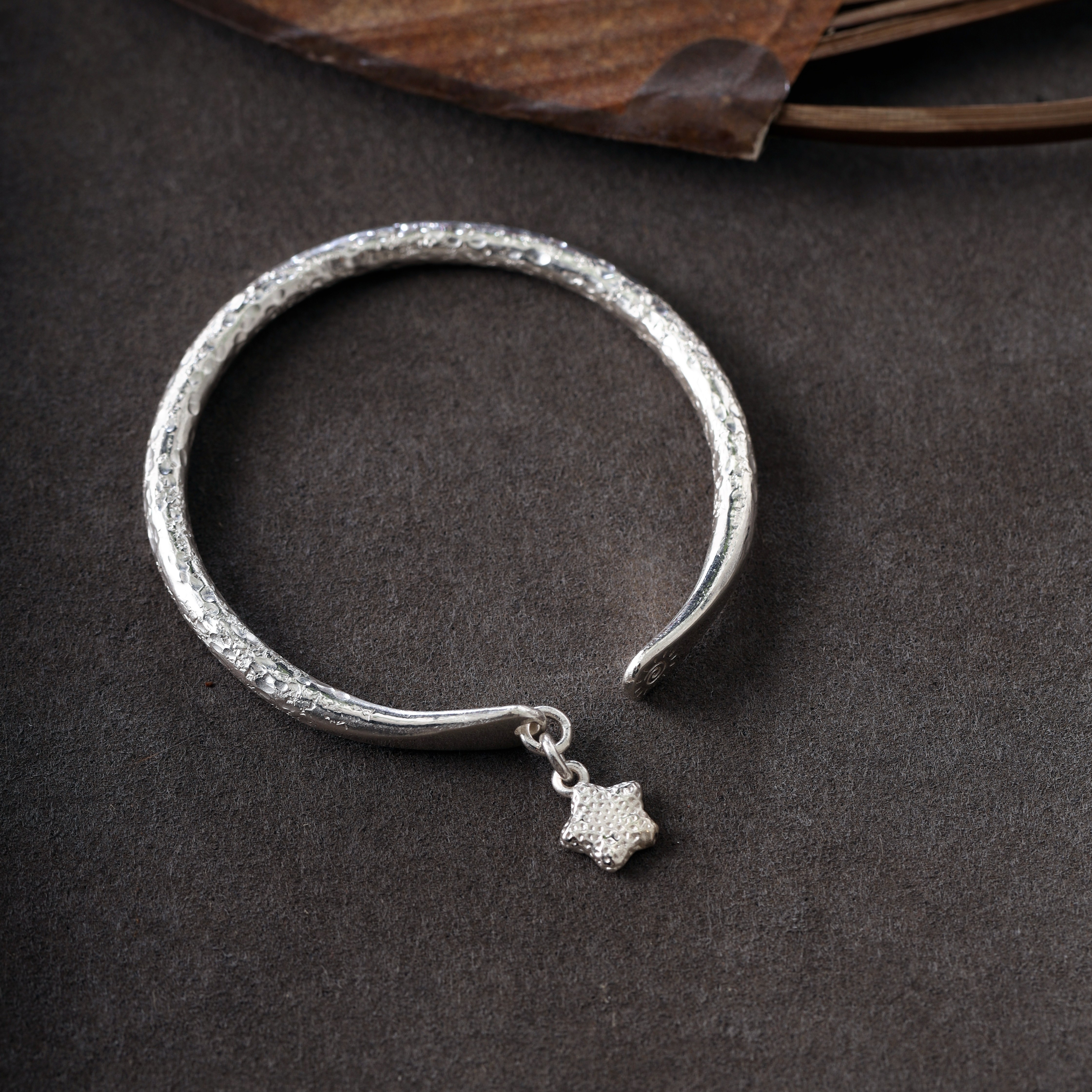 星日|熙素999足银手工银手镯女可定制开口实心银手环礼物送女友,饰品/流行首饰/时尚饰品新,银饰手镯,淘宝优惠券,粉丝福利购,淘宝优惠卷