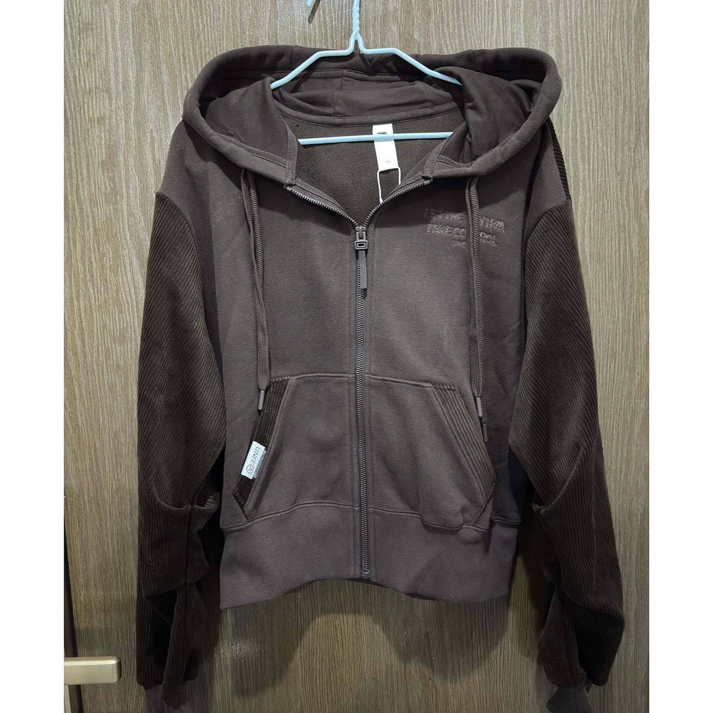 安踏正品休闲宽松连帽女运动外套