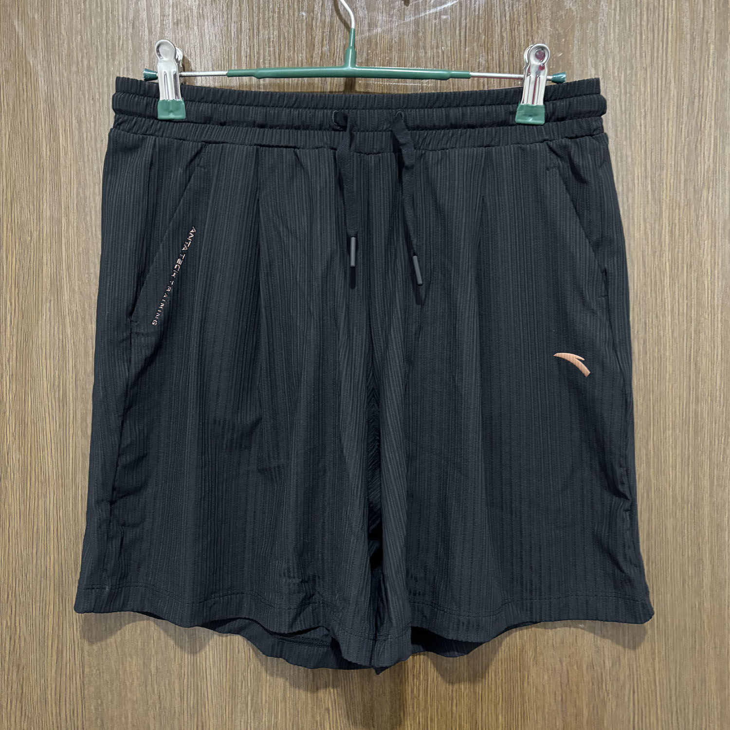 安踏冰丝速干透气休闲短裤女夏