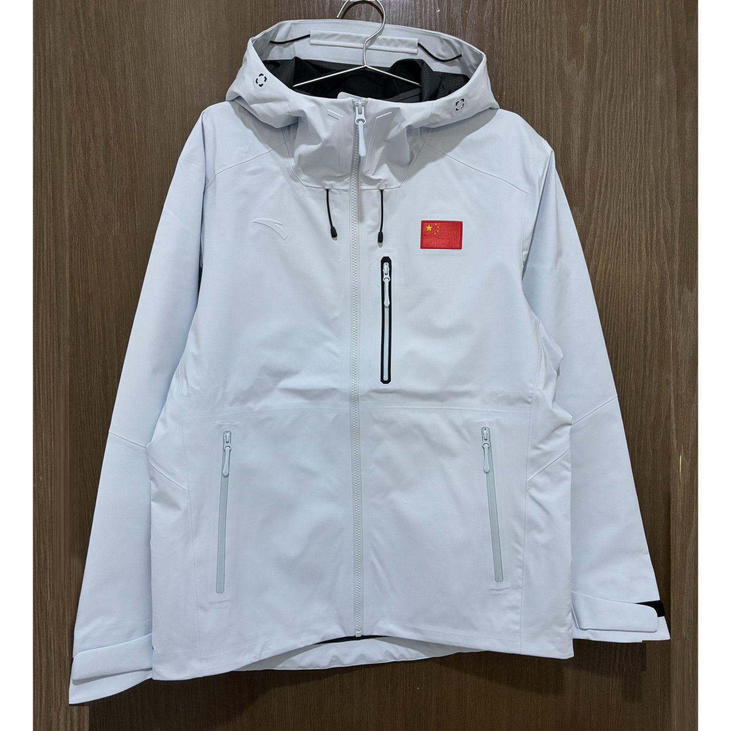 安踏正品冬季男款健身运动跑步连帽冲锋衣外套上衣452540106