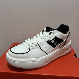 977418310097 休闲舒适保暧轻便通勤街头潮流女运动鞋 特步正品 冬季