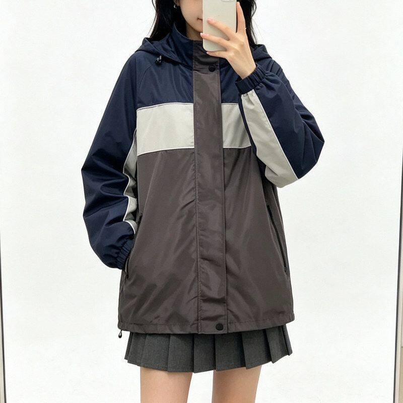 现货 2026拼色连帽冲锋衣外套女春秋宽松休闲工装风夹克上衣