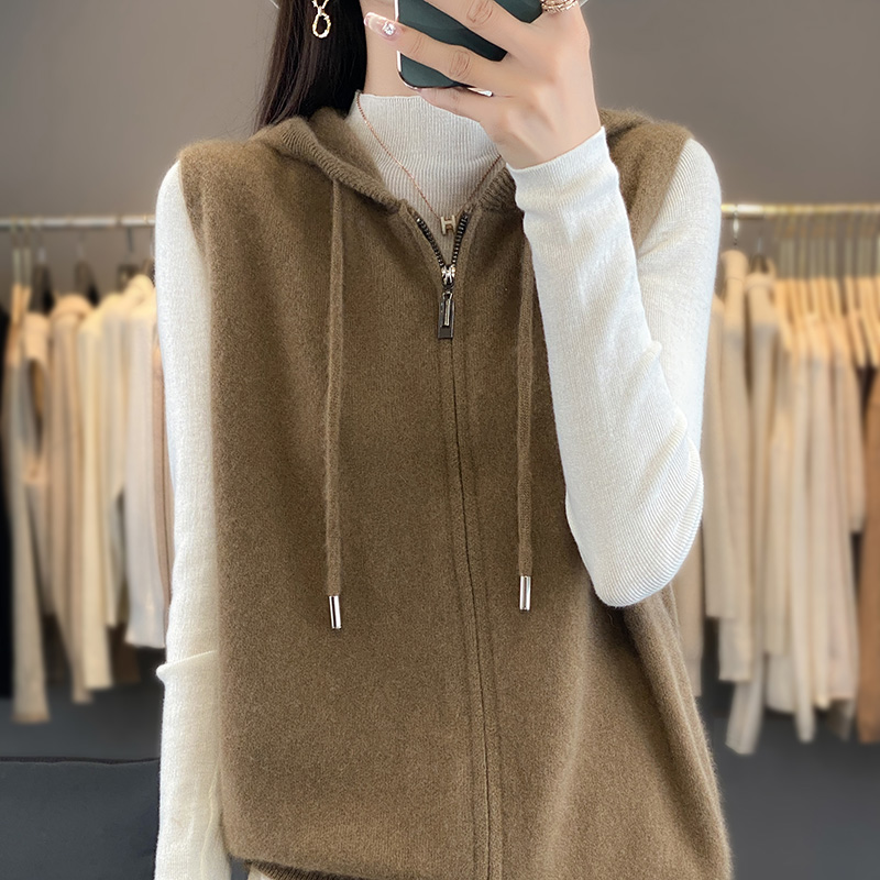 秋冬时尚女款连帽羊毛马甲无袖