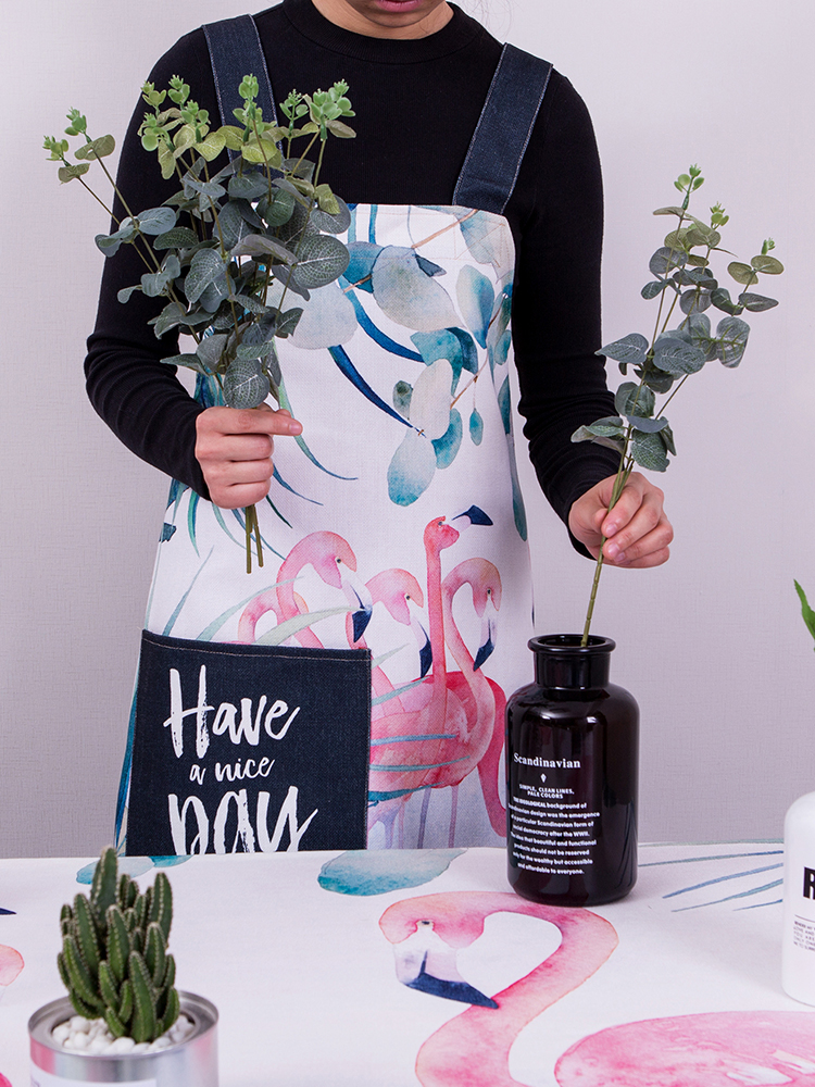Tropical plant Flamingo fabric apron ins Nordic fresh floral kitchen cover net red baking overalls