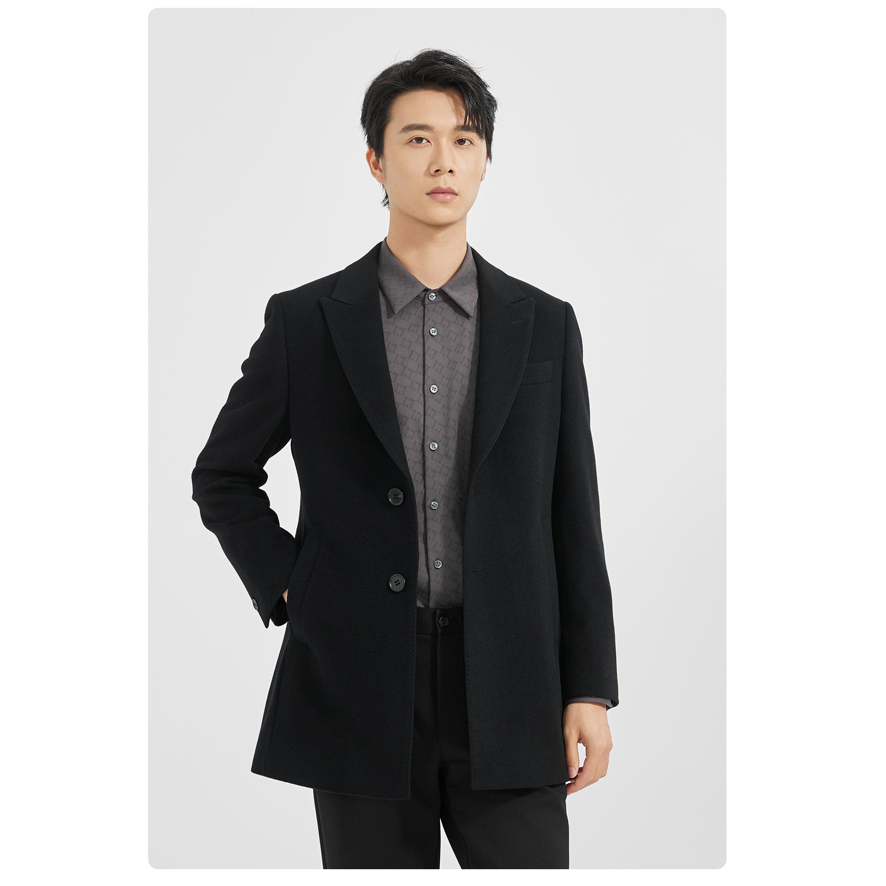 24DYR9321S利家冬季时尚商务通勤保暖戗驳领修身中长款呢子大衣男