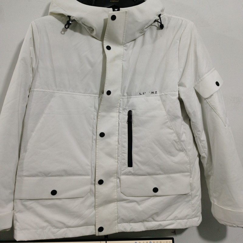 L228BR20882Y冬季时尚休闲新款轻薄舒适白色连帽百搭羽绒服男士
