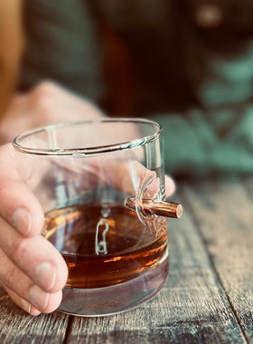 美国制真子弹威士忌杯