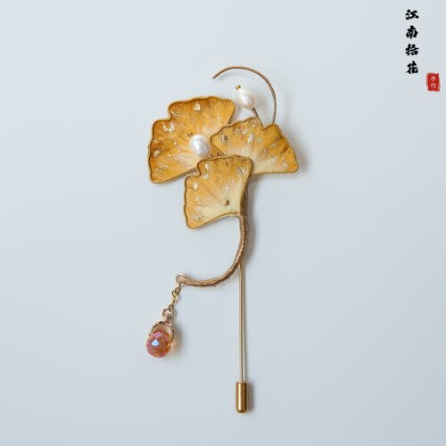 非遗绒花掐丝银杏叶胸针蚕丝