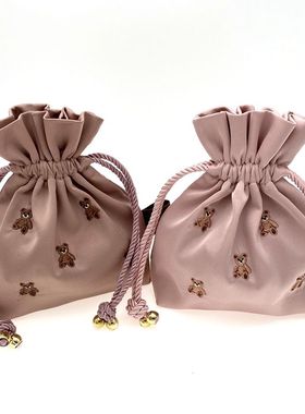 PETIT TROUVER 可爱治愈小熊精致刺绣小号收纳袋 杂物袋抽绳收纳