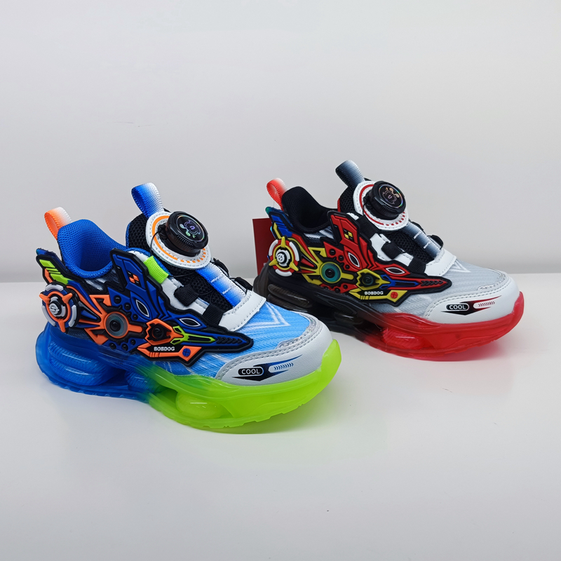 2025春秋季新款品牌巴布豆男女儿童旋转扣学生带闪灯运动鞋2203