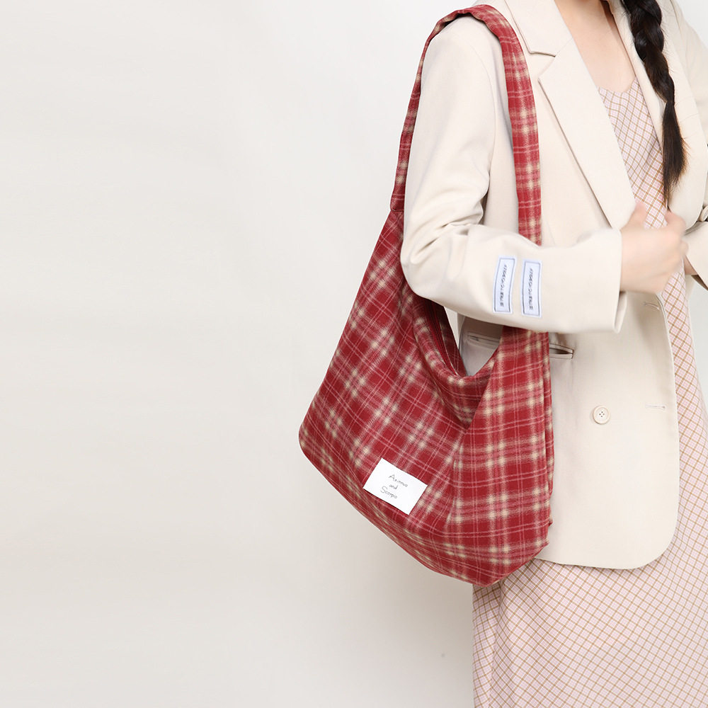 【新年礼物】红色包包女手提包 羽绒尼龙斜挎包大容量单肩帆布包C,箱包皮具/热销女包/男包,单肩包,淘宝优惠券,粉丝福利购,淘宝优惠卷