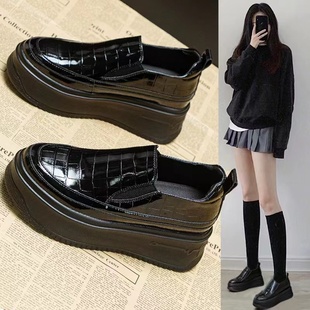 女秋季 懒人一脚蹬厚底松糕鞋 新款 百搭单鞋 子. 时尚 7CM内乐福鞋