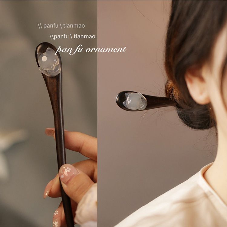 仿白玉小狐狸新中式古风木质簪子头饰发簪古风汉服盘发檀木木簪女