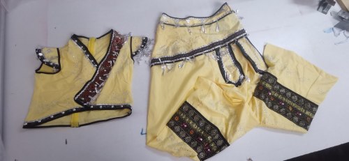 彝族大凉山少数民族火把节少儿独舞剧花摇谣舞台演出服舞蹈服定制