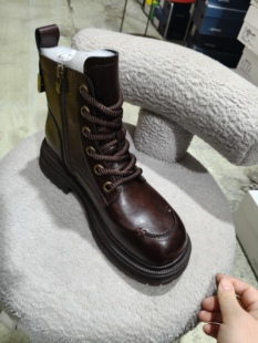 冰芙尼2025新款女鞋时装靴舒适百搭时装靴马丁靴301551安哥拉红