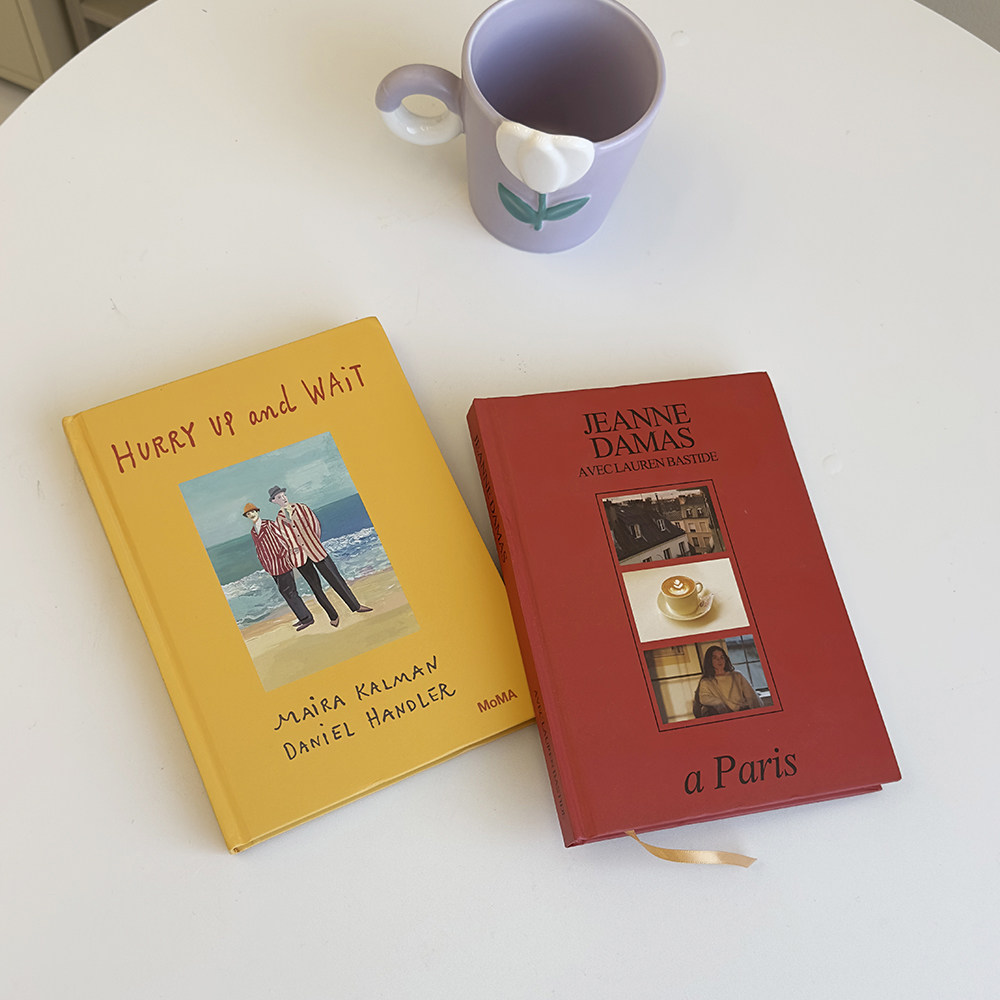 英文内页时尚杂志书桌面摆件真书样板间装饰ins家居软装拍照道具