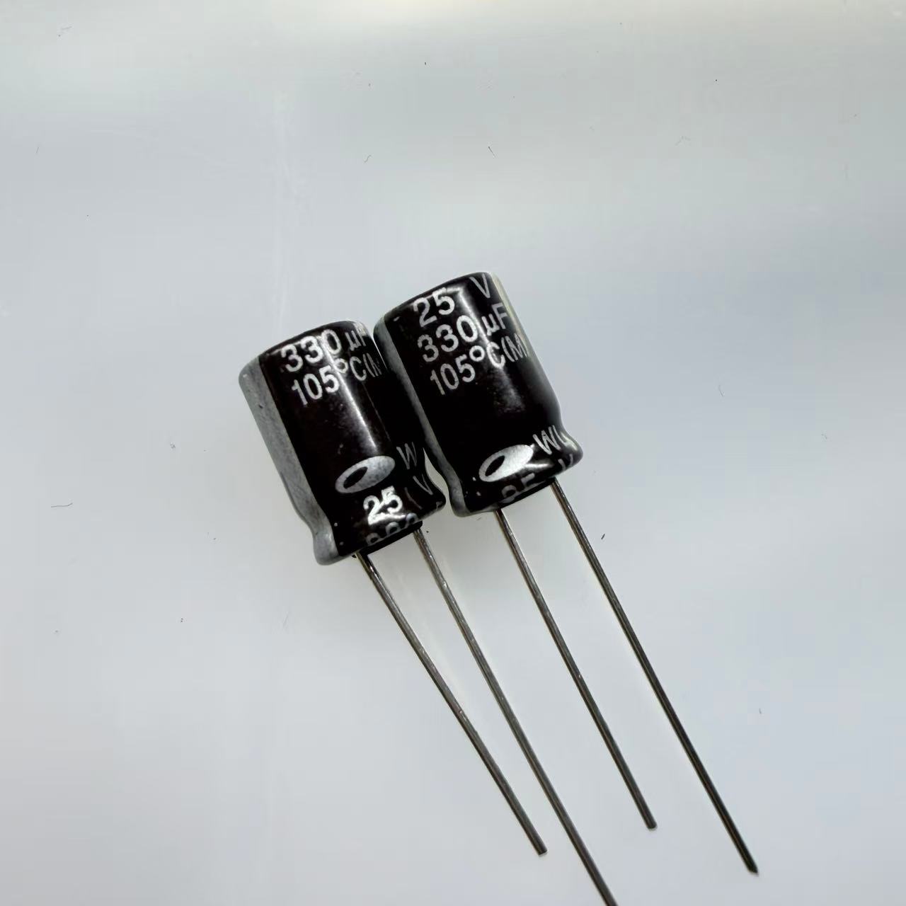 100只25V330uf三和8*11电解电容器WL电脑主板维修直流滤波105度