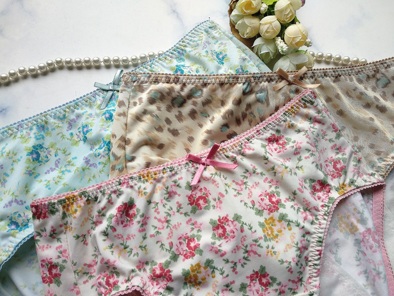 日本生理透气防漏中腰包臀大码