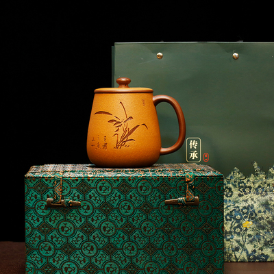 宜兴紫砂杯纯手工刻绘国工杨良君