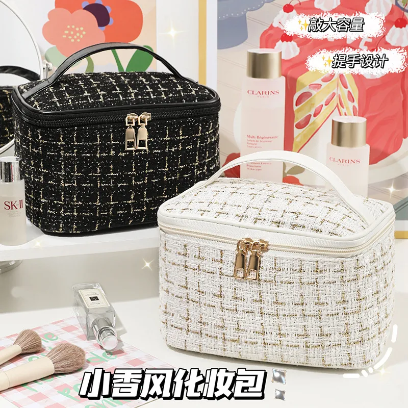 化妆包女便携高级感大容量超火isn风化妆品收纳盒箱洗漱包