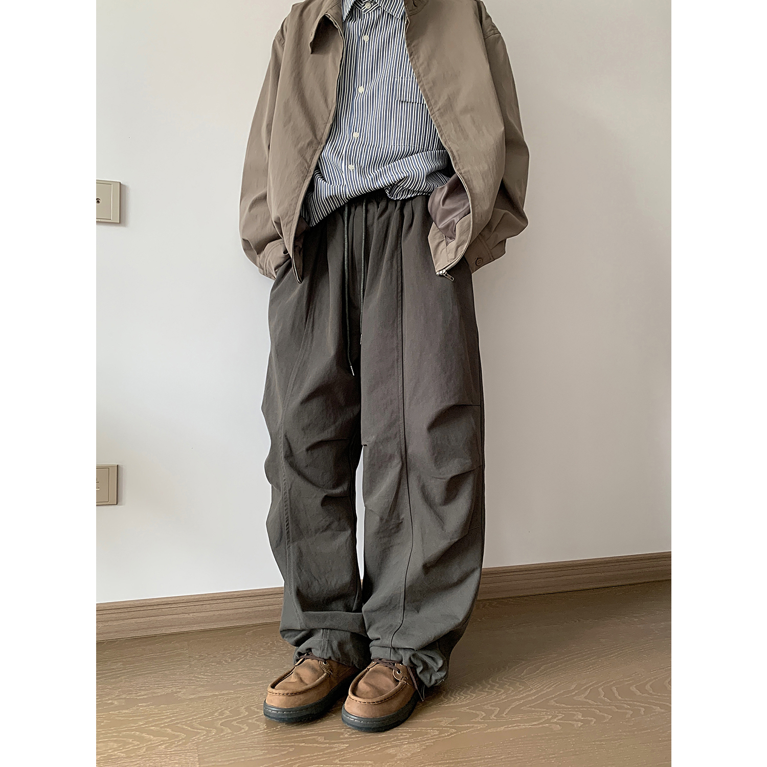 秋季日潮褶皱男CityBoy风格宽松直筒工装裤A228/K657/P78，男装工装外套，电商A228