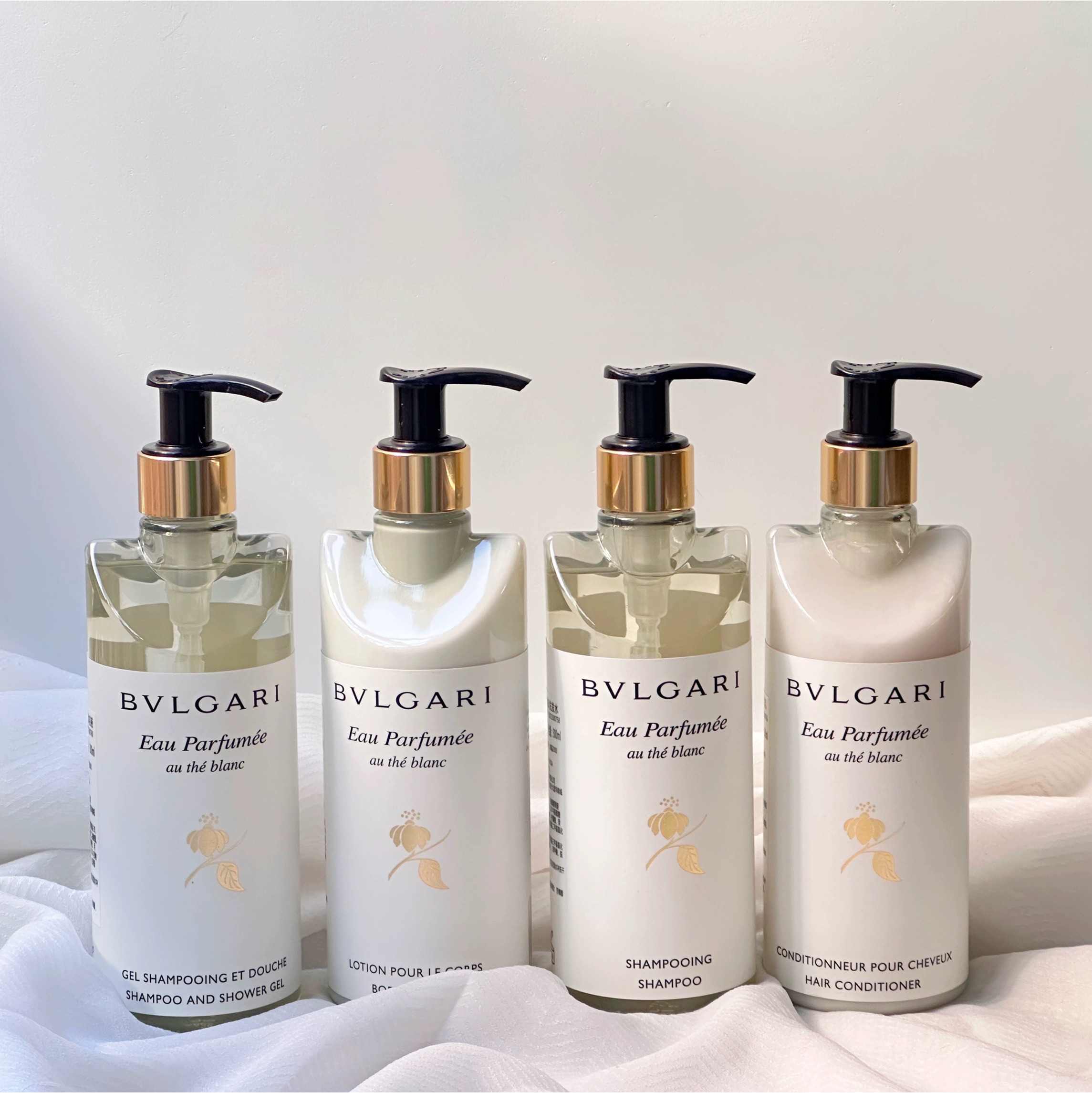 临期清仓 宝格丽白茶茗珍酒店洗发水沐浴露润肤露300ml 旅行套装