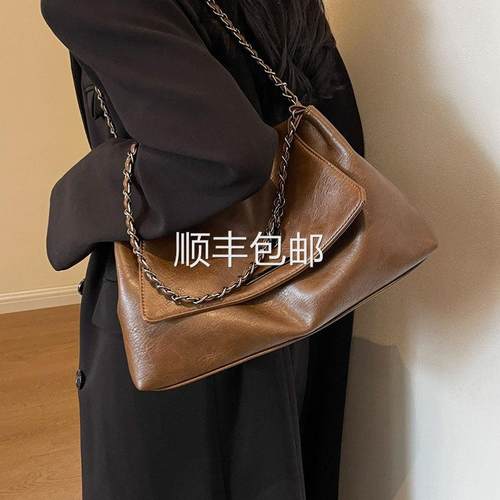 全球 质感链条腋下包包女2026新款小众单肩斜挎包复古百搭大容量