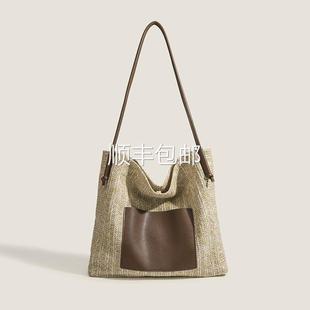全球袋森系ins草编包包女编织单肩沙包撞色手提海边特滩度假通勤