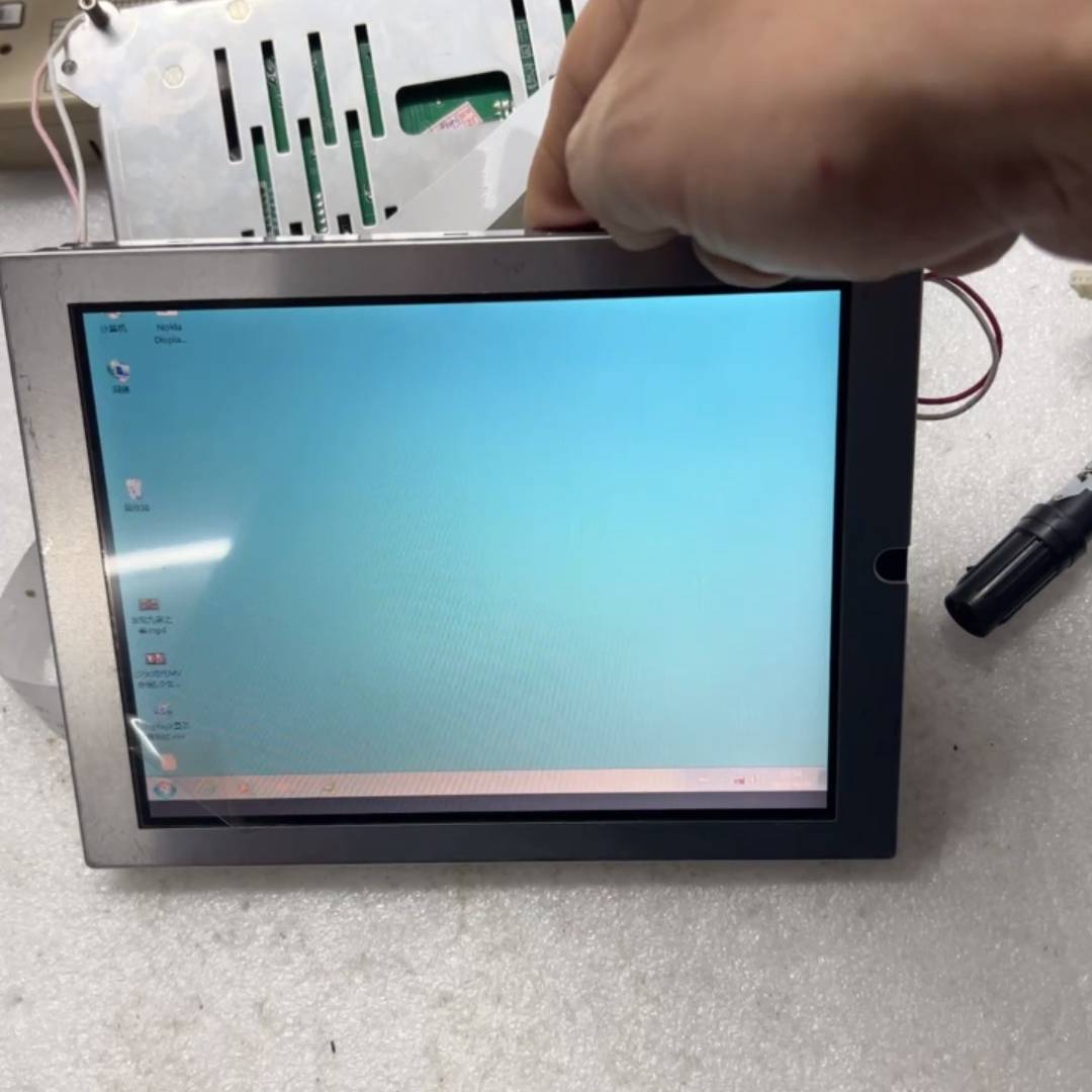 LQ075V3DG01工业屏测试好发货9议价 维修！！！