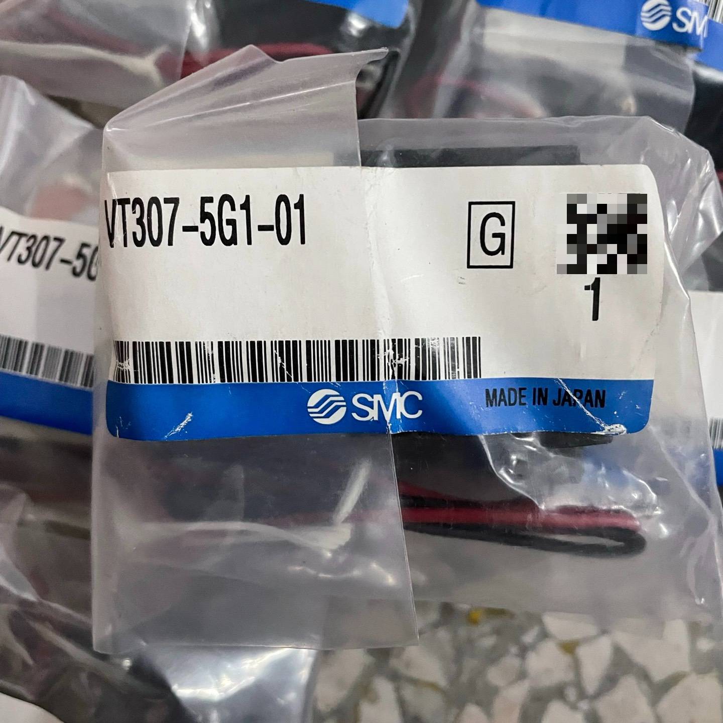 SMC电磁阀VT307-5G1-01，共7个。议价 维修！！！