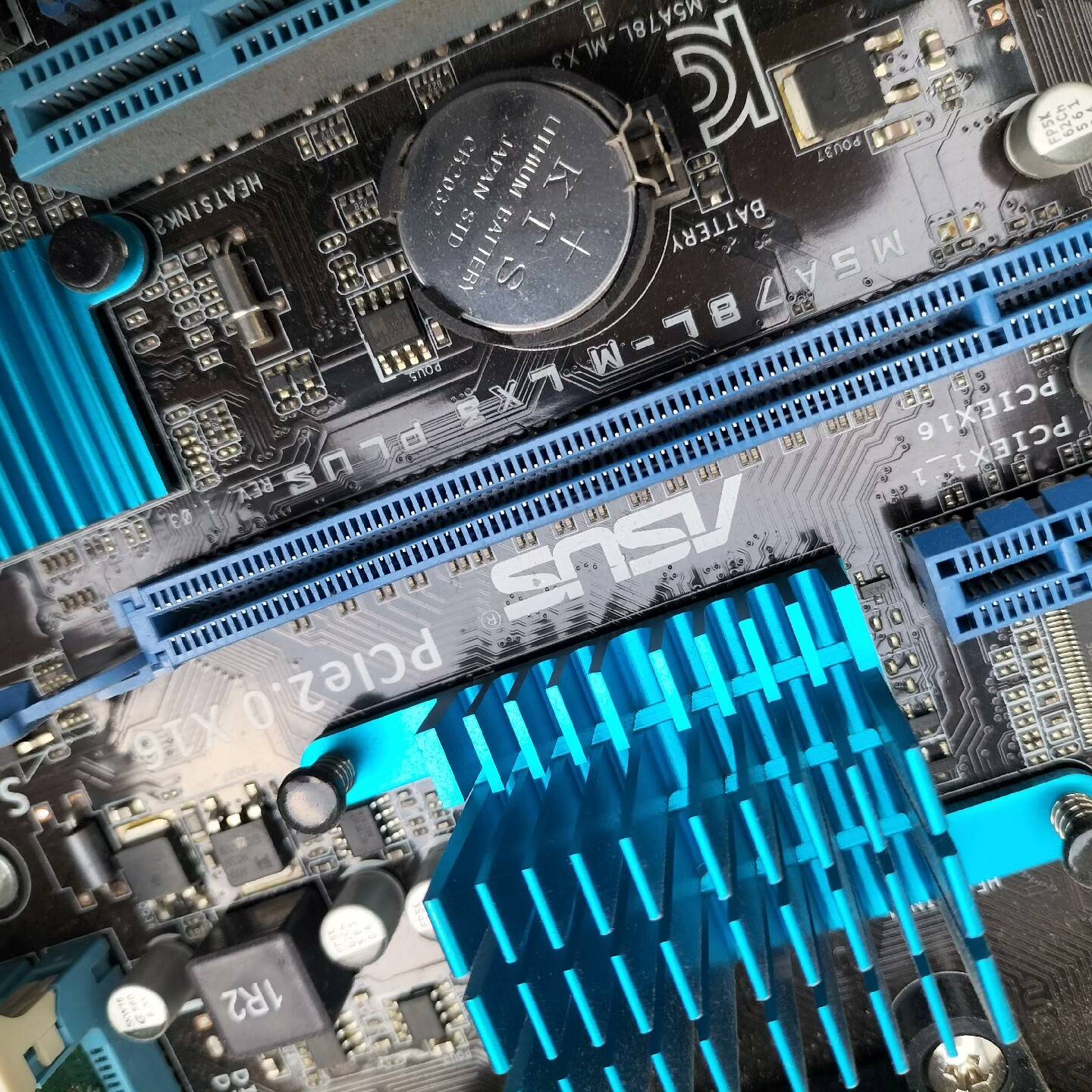 华硕M5A78L -MLX3  PLUS主板，工议价 维修！！！