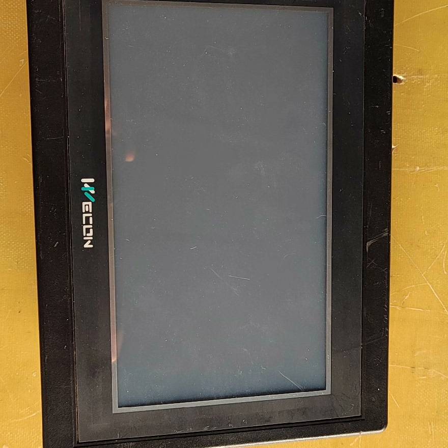 维控触摸屏LEVl700LK，通电正议价 维修！！！