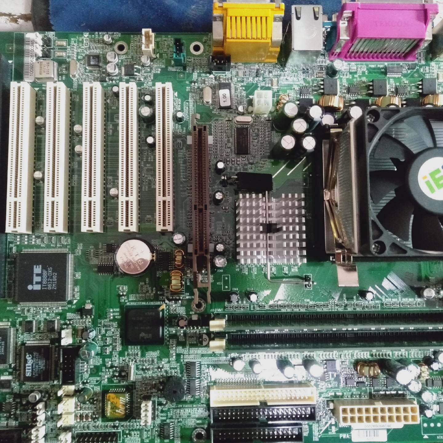 TESTED TO COMPLY 10090-001工业设备议价 维修！！！