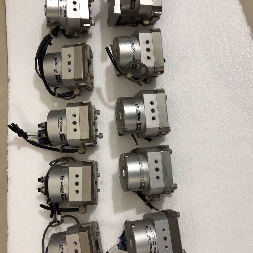 SMC气爪  MDHR2乚-20R  ．MDHR2C-20E议价 维修！！！