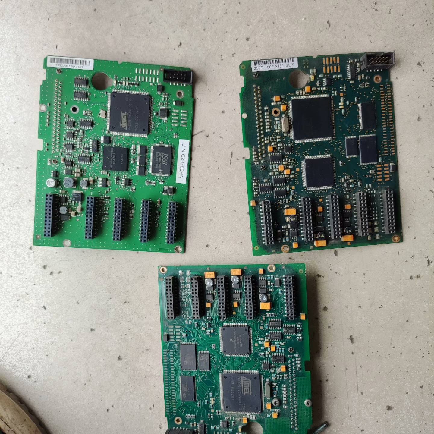 伟肯变频器主板PC00252H 两张  议价 维修！！！