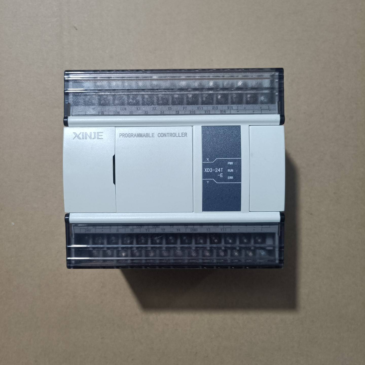 信捷PLC，型号XD3-24T-E，成色95议价 维修！！！