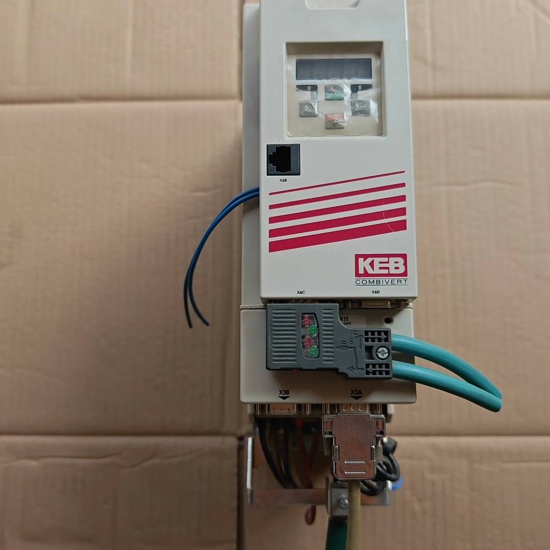 豪迈科比F5变频器13F5A3D-YA1E议价 维修！！！