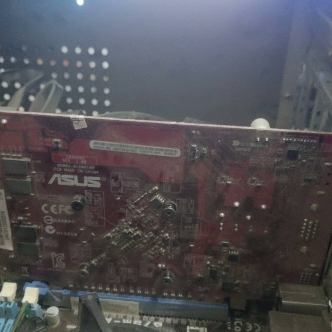 Asus/华硕 EAH6750 1GD3无动无修 议价 维修！！！