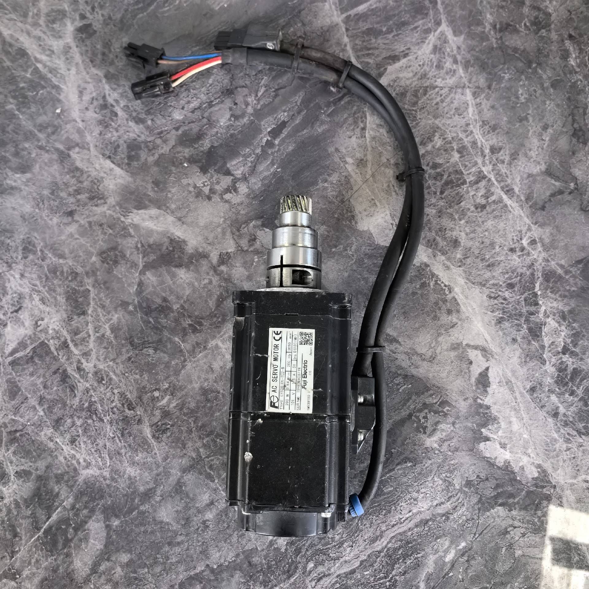 富士伺服电机，GYS201D5-RC2-B.  议价 维修！！！