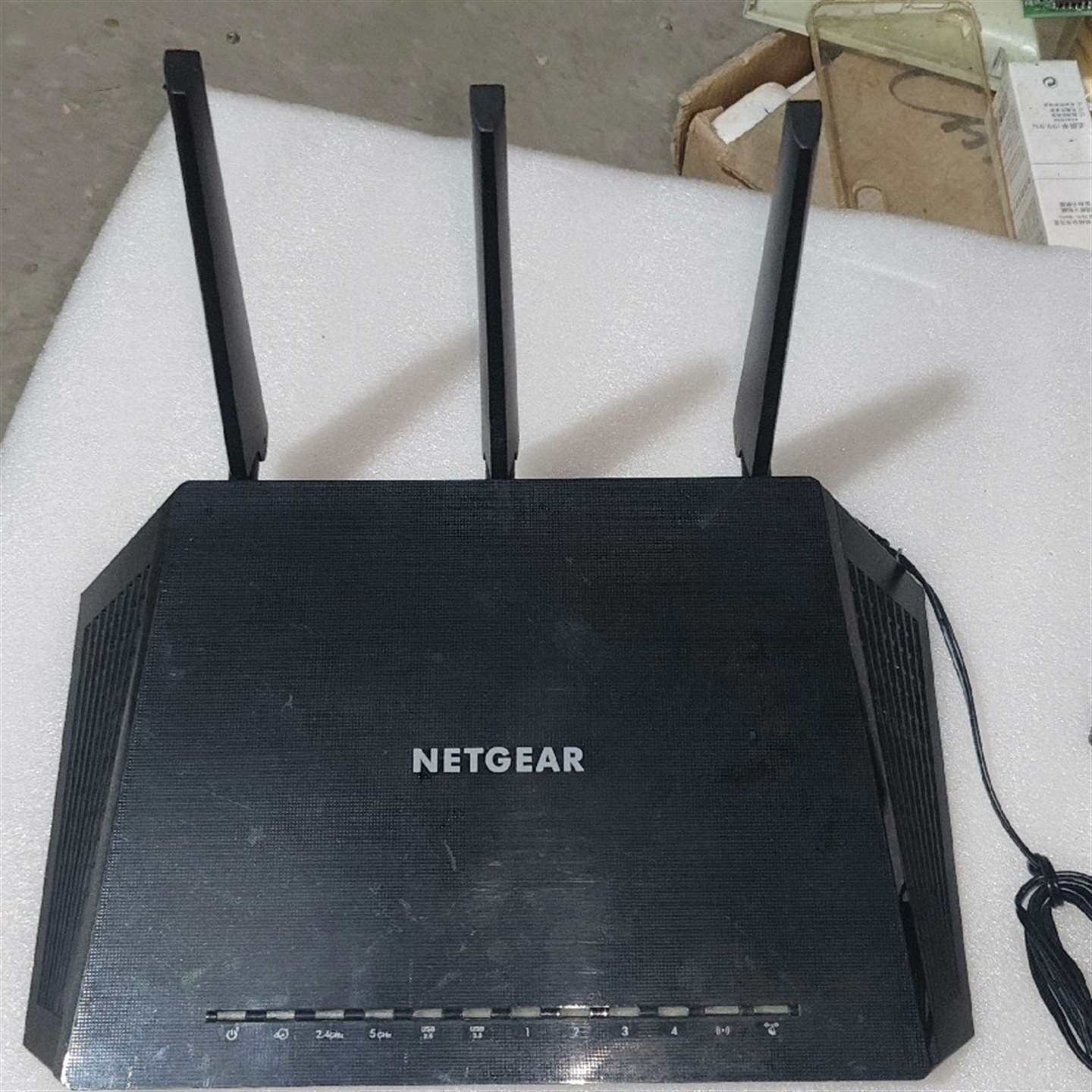 Netar/网件路由器 AC1900，型号R6800议价及维修！