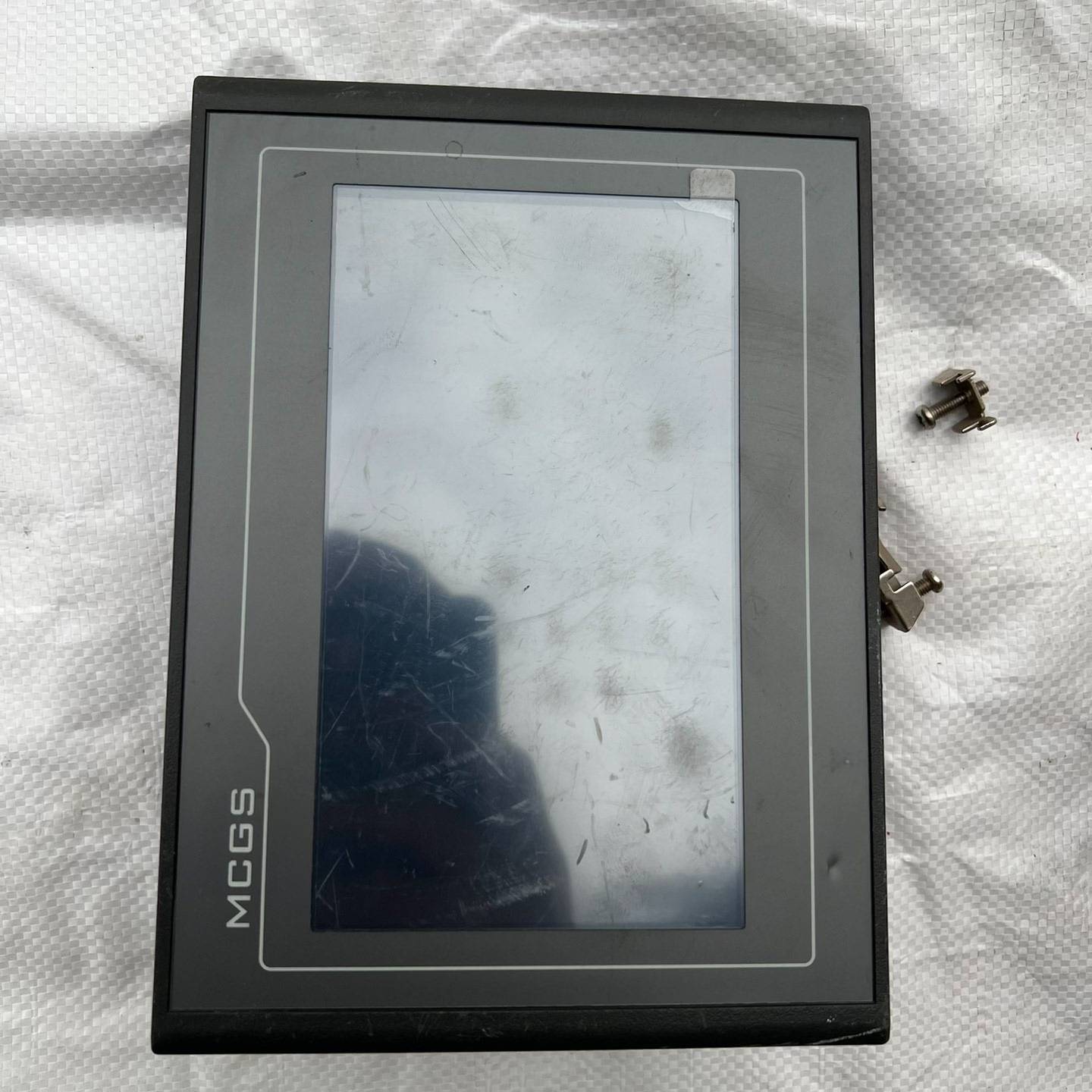 昆仑通态触摸屏，型号TPC7012E议价 维修！！！